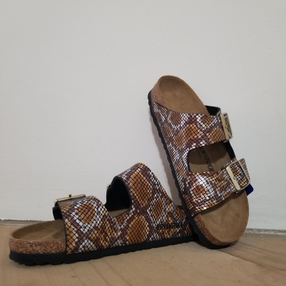 NEW! Birkenstock Tan and Brown snakeskin Textured Sandals Sz 7 NWT - Picture 5 of 8